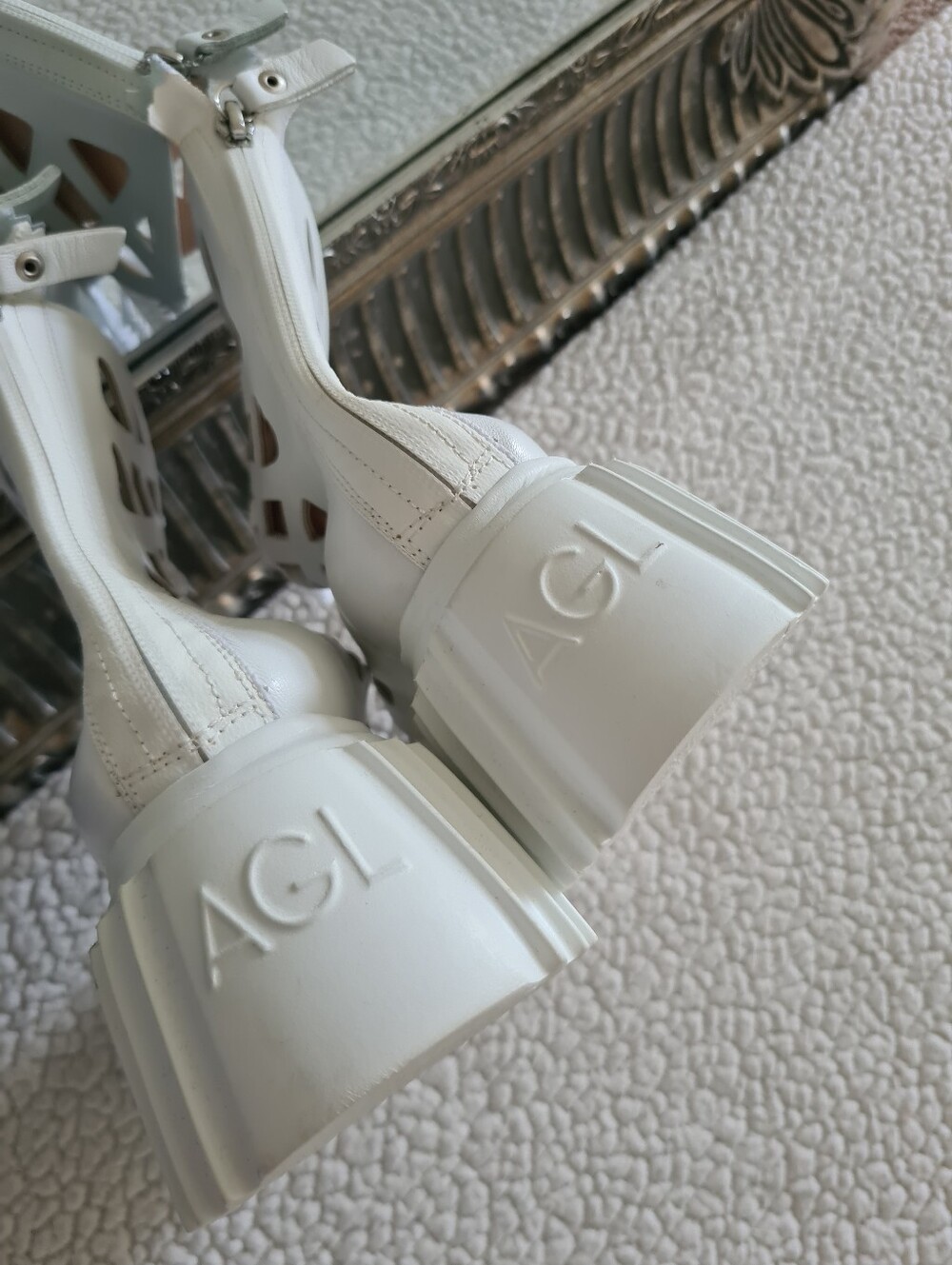 AGL Viggy Laser Cut White Leather Platform Ankle Boots EU 38 US 8 Org $491 - Picture 10 of 16